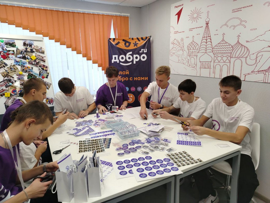 В Гурьевске по нацпроекту завершается капремонт Молодежного центра
