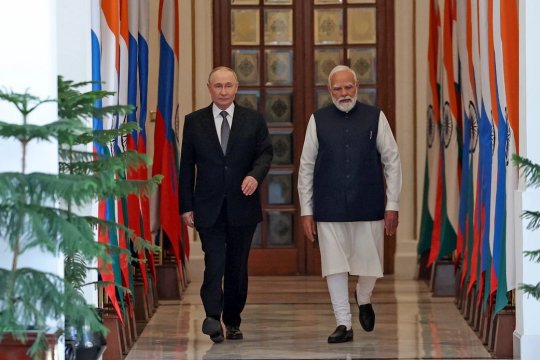 Путин поздравил Мурму и Моди с Днем независимости Индии Путин поздравил Мурму и Моди с Днем независимости Индии