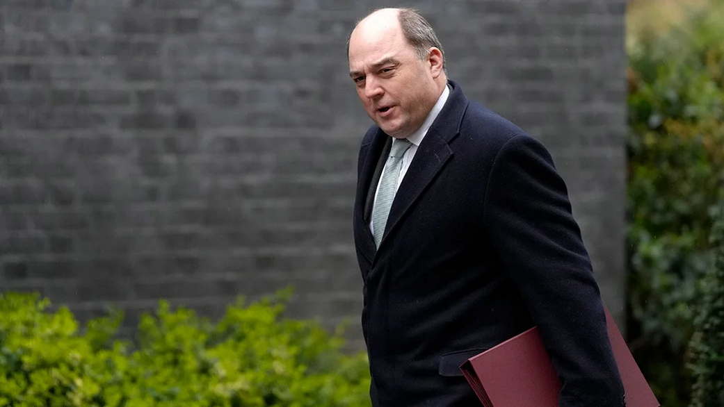Экс-глава МО Британии призвал сбивать БПЛА РФ над Украиной Экс-глава МО Британии призвал сбивать БПЛА РФ над Украиной