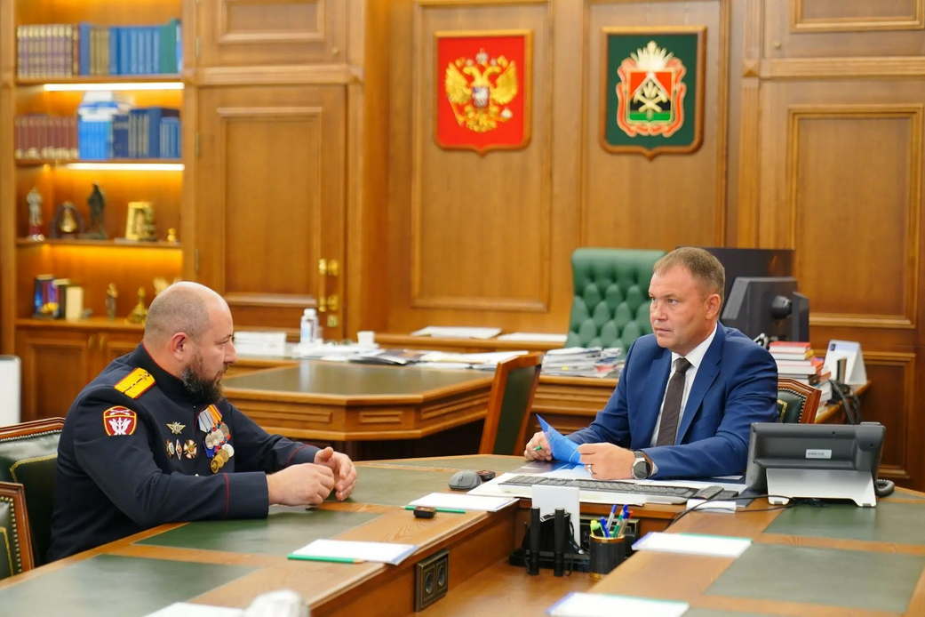 Илья Середюк: отделения Ассоциации союза ветеранов СВО должны стать центрами адресной помощи нашим героям Илья Середюк: отделения Ассоциации союза ветеранов СВО должны стать центрами адресной помощи нашим героям