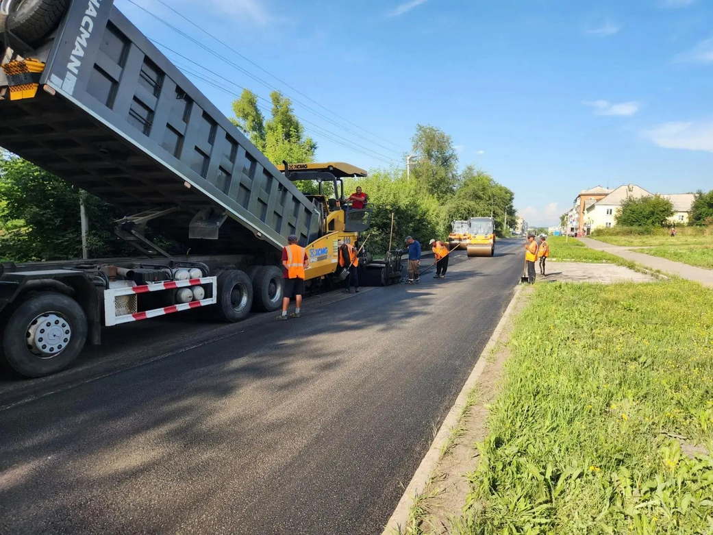 Более 50 километров дорог отремонтировали в Кузбассе по региональной субсидии Более 50 километров дорог отремонтировали в Кузбассе по региональной субсидии
