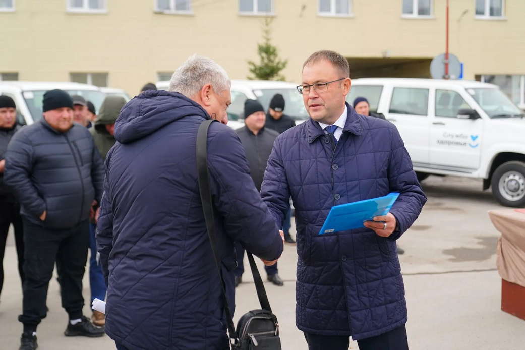 Медицинские организации Кузбасса получили 59 новых автомобилей Медицинские организации Кузбасса получили 59 новых автомобилей