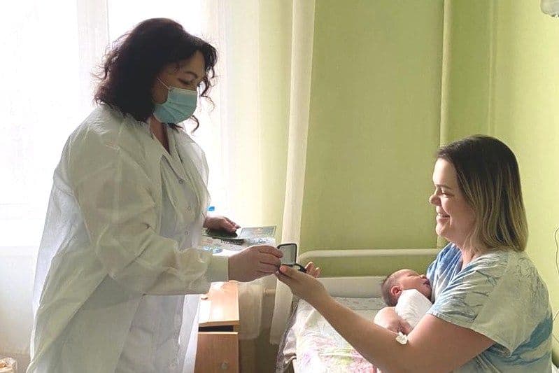 На Рождество в Кузбассе появился на свет 61 ребенок