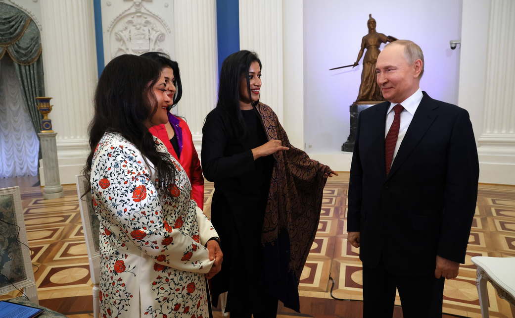 Владимир Путин: Беседа с журналистами и руководством телеканалов Aaj Tak и India Today