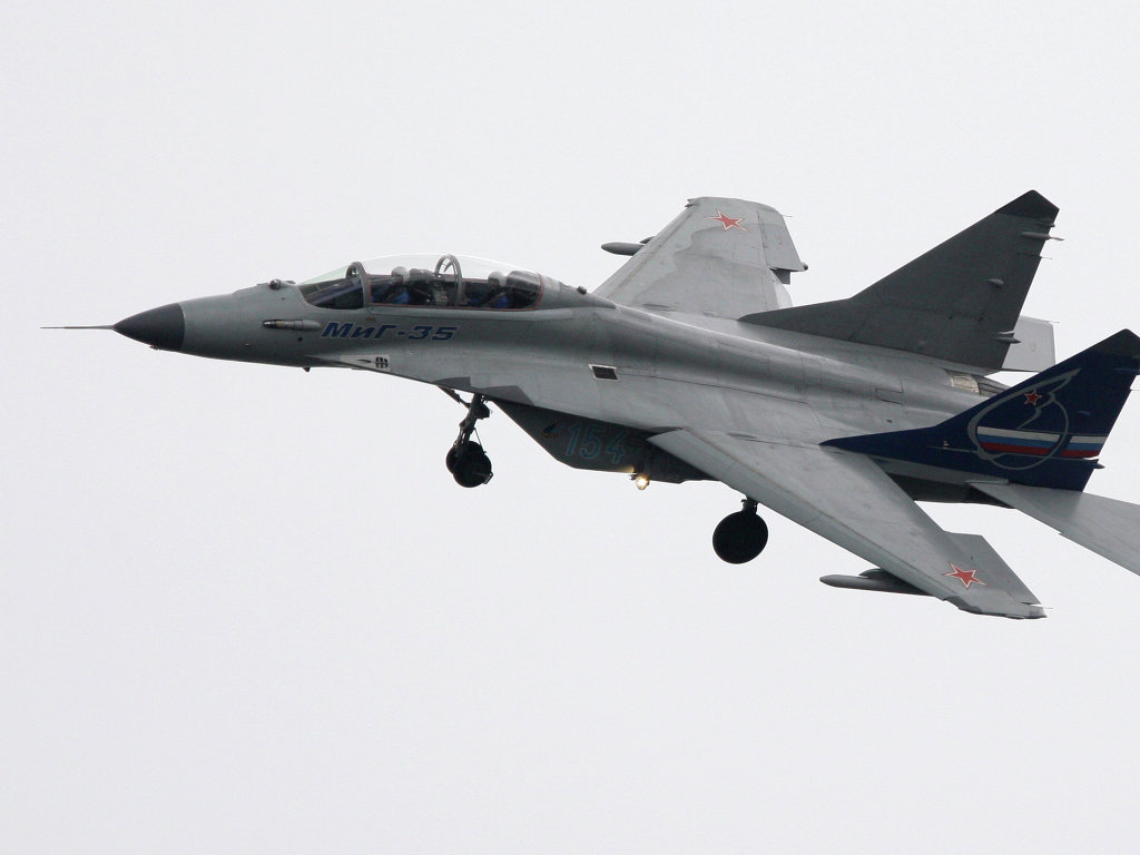 США заявили о перехвате российских истребителей в районе Аляски