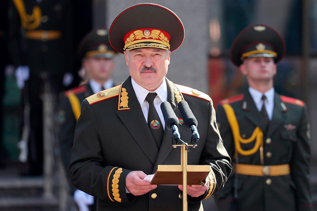 Лукашенко напомнил Польше про общие национальные интересы