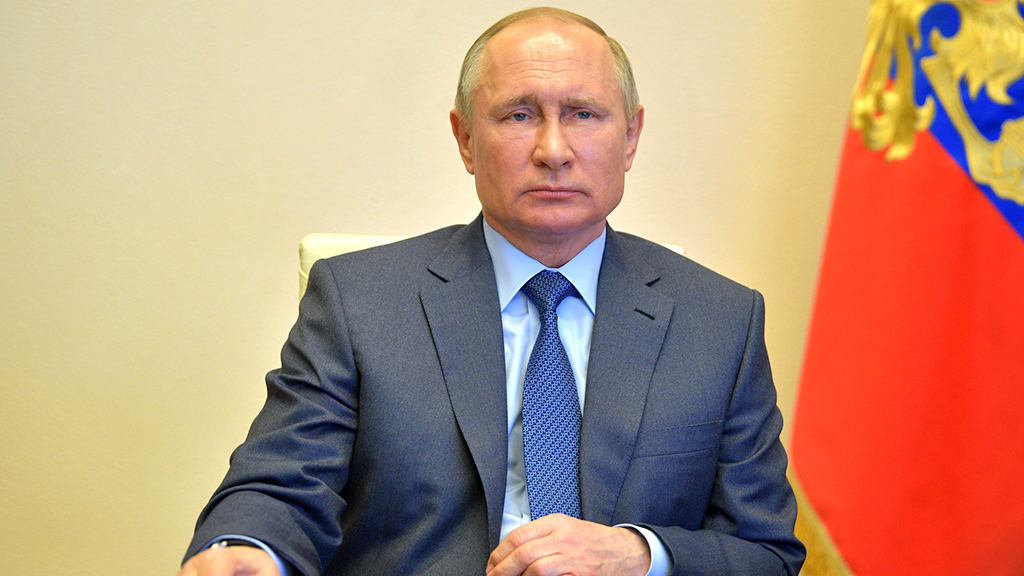 Путин предложил снять возрастной ценз для назначаемых президентом чиновников