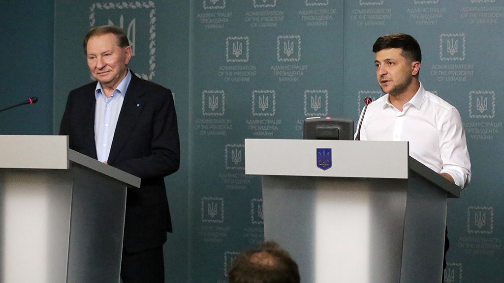Зеленский назначил Кучму представителем Украины в контактной группе по Донбассу