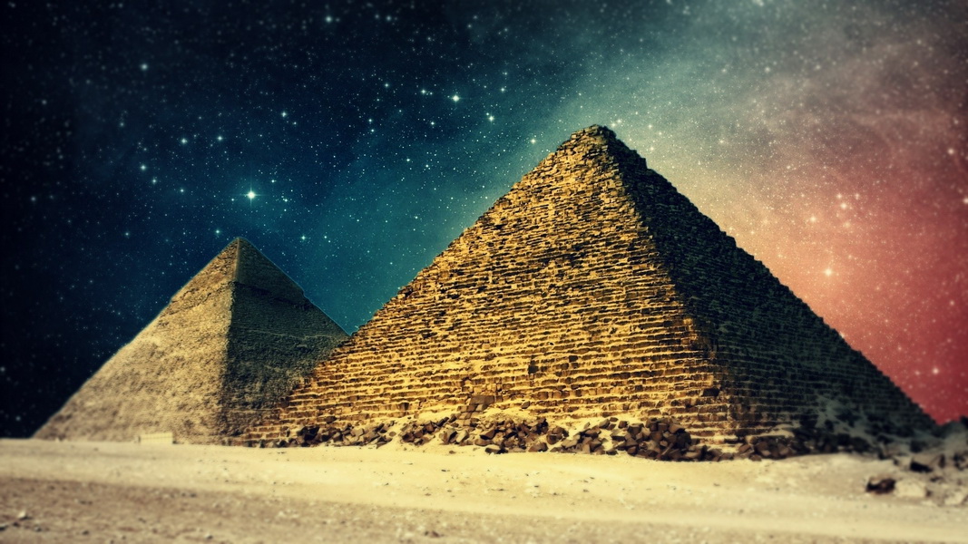 Египетские пирамиды просканируют из космоса