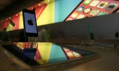 На iPhone теперь можно скрывать свое местоположение от сотовых операторов